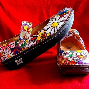 Alegria Mary Jane's size 8 Flower Power